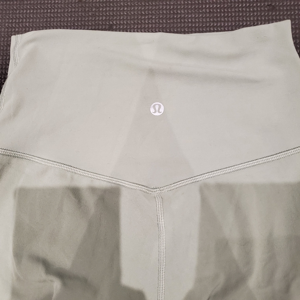 Lululemon Sage Green Align Leggings sz 4